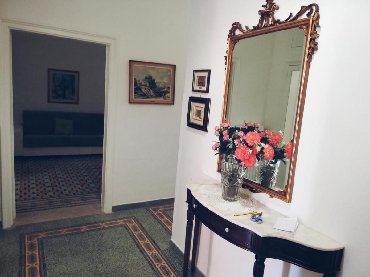 Appartamento Dimora De Rossi Bari Esterno foto