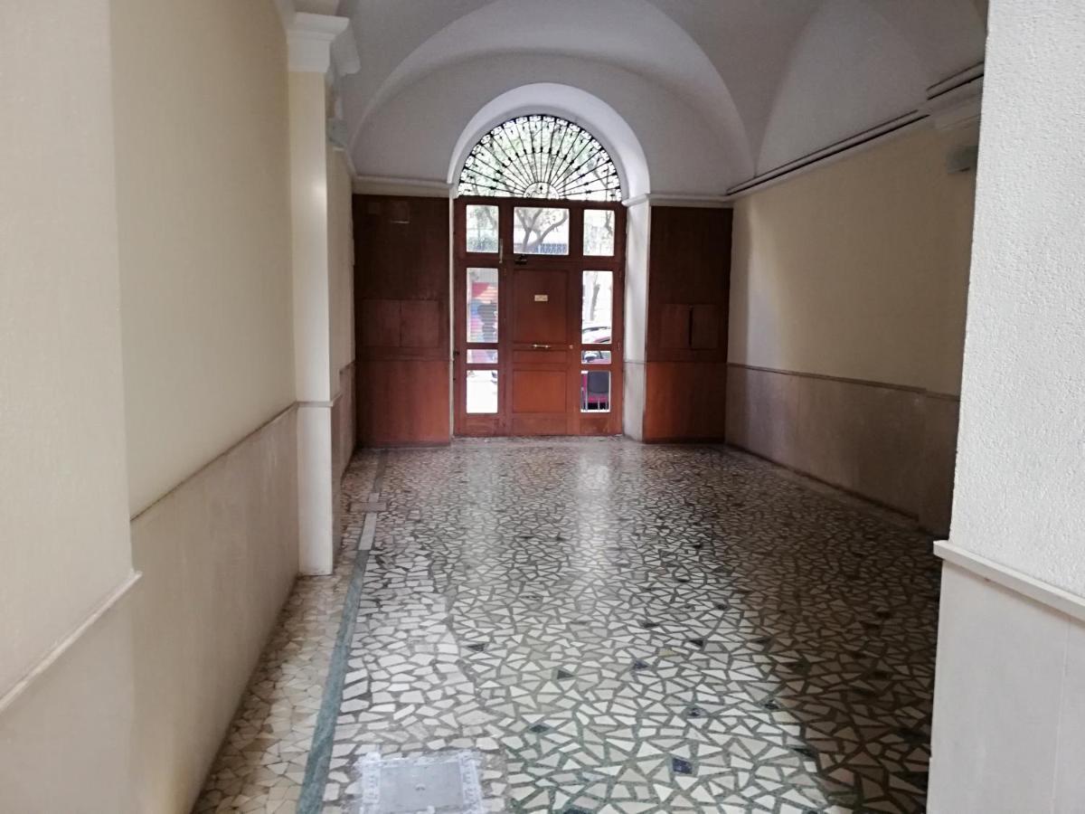 Appartamento Dimora De Rossi Bari Esterno foto